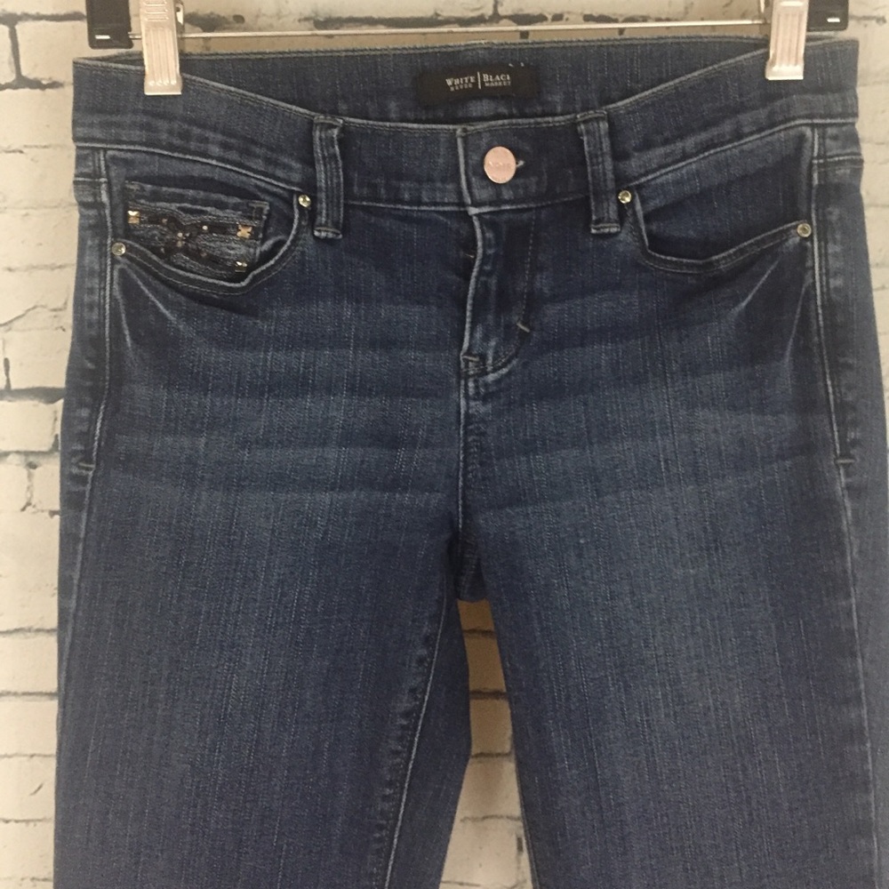 White House Black Market Jeans Noir Flare Sz 2R - Picture 2 of 8